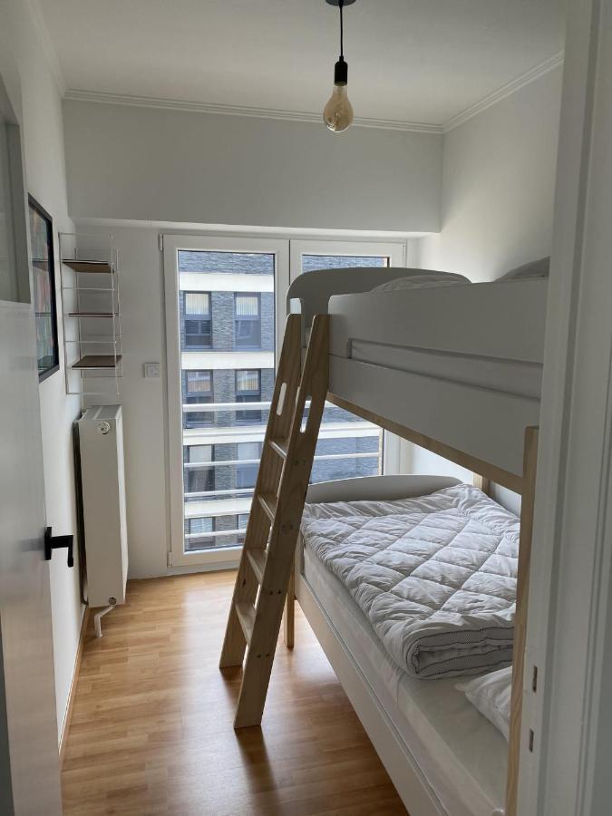 Appartment With Frontal Sea View With 3 Bedrooms Koksijde Exterior photo
